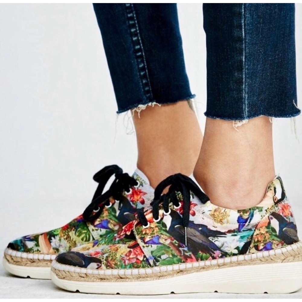 Free People Tropical Toucan Floral Espadrille Platform Jackson Sneakers‎ Size 37 - Picture 2 of 10